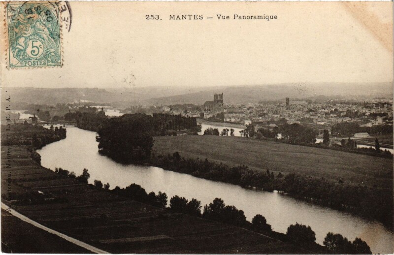 Carte postale ancienne Mantes vue panoramique