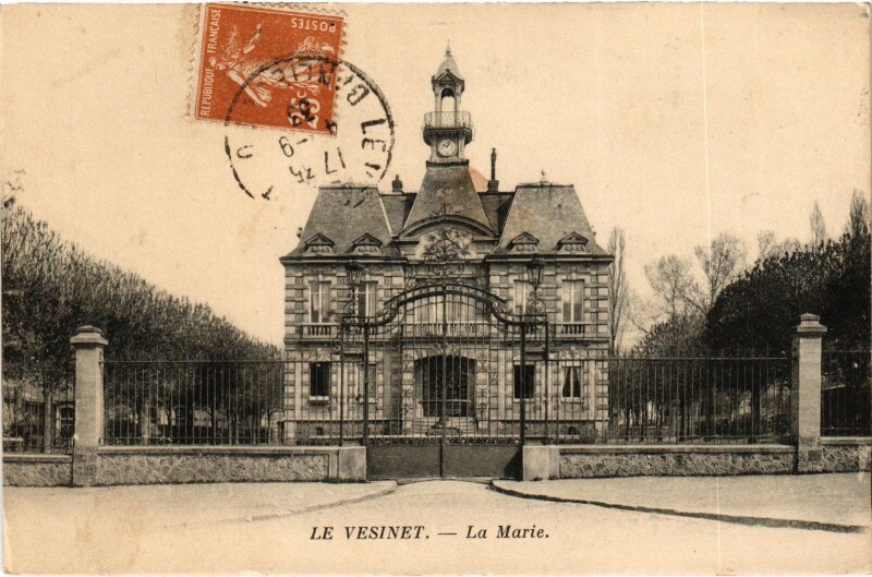 Carte postale ancienne Le Vesinet La Mairie