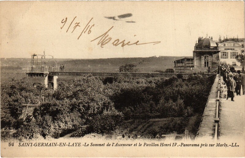 Carte postale ancienne St Germain en Laye Le Sommet de l'Ascenseur