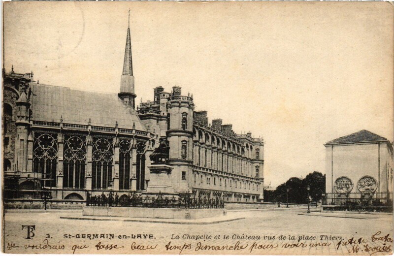 Carte postale ancienne St Germain en Laye Chapelle et Chateau