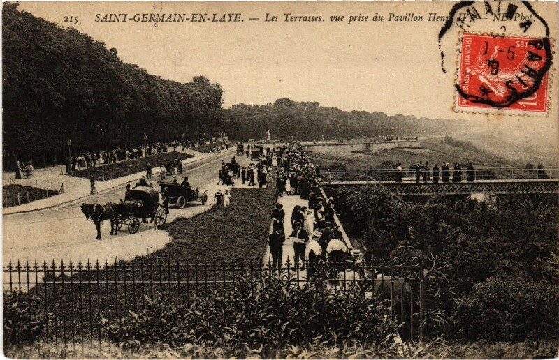 Carte postale ancienne St Germain en Laye Les Terrasses