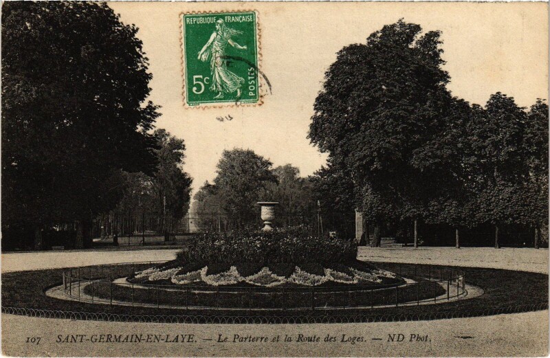 Carte postale ancienne St Germain en Laye Le Parterre et Route des Loges