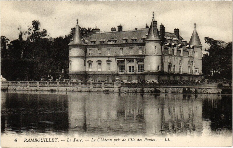 Carte postale ancienne Rambouillet Chateau à Rambouillet