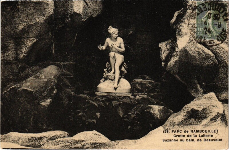 Carte postale ancienne Rambouillet Le Parc Grotte de la Laterie à Rambouillet