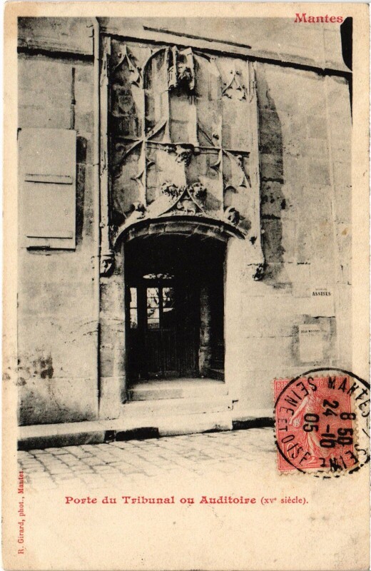 Carte postale ancienne Mantes Porte du Tribunal