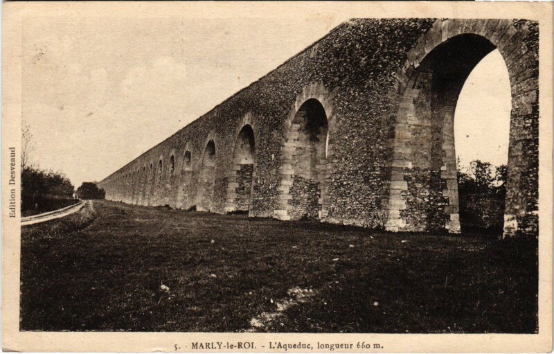 Carte postale ancienne Marly Aqueduc