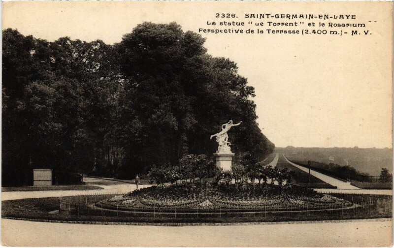 Carte postale ancienne St Germain en Laye Statue Le Torrent et le Rosarium