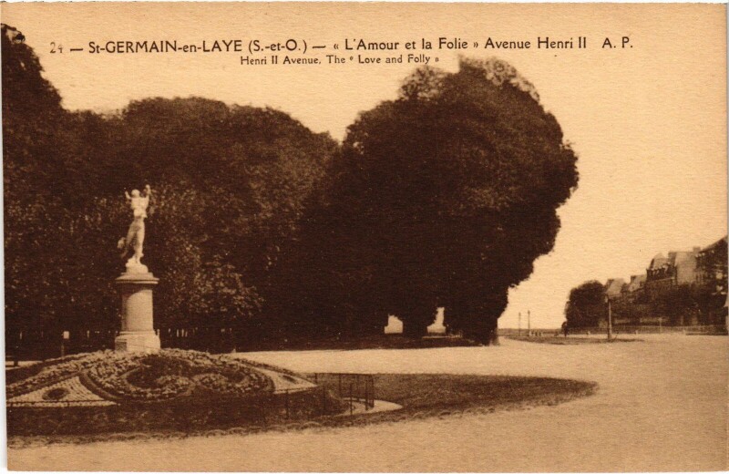 Carte postale ancienne St Germain en Laye Amour et la Foile
