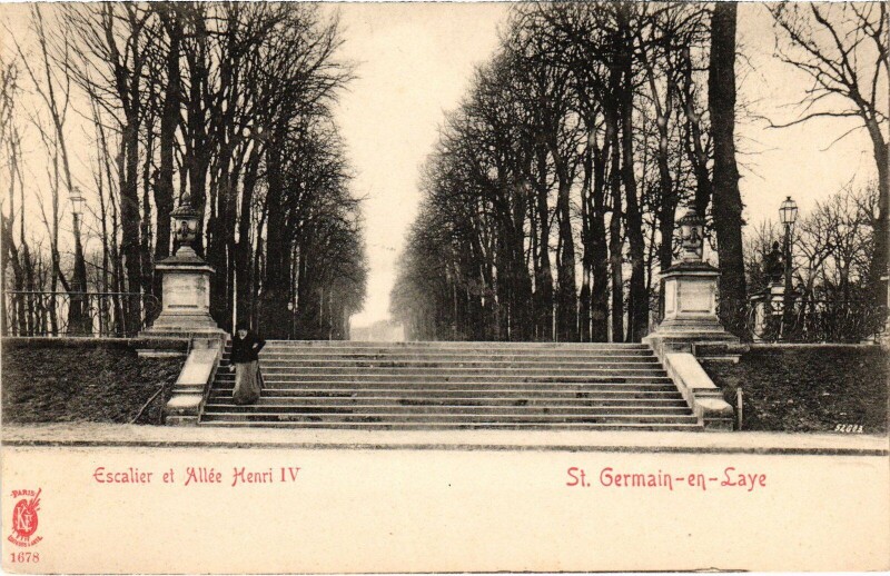 Carte postale ancienne St Germain en Laye Escalier et Allee Louis Xiv
