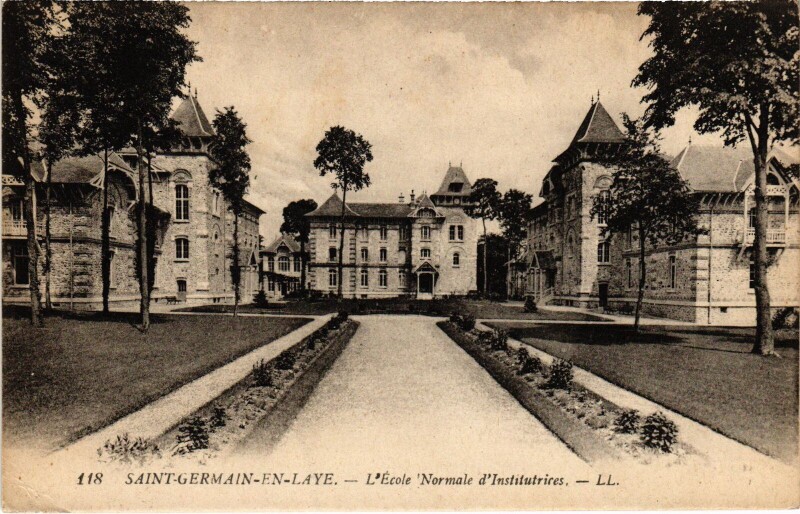 Carte postale ancienne St Germain en Laye Ecole Normale d'Institutrices