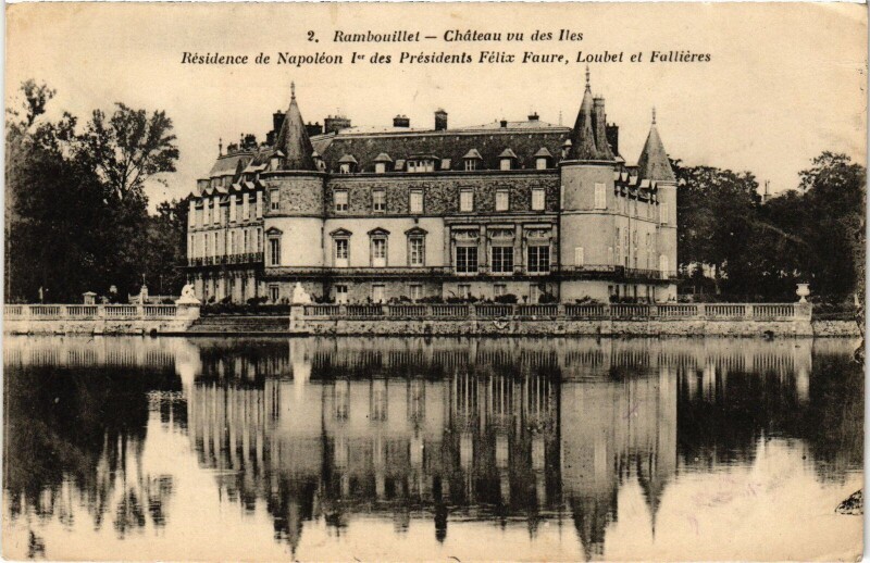 Carte postale ancienne Rambouillet Le Chateau à Rambouillet