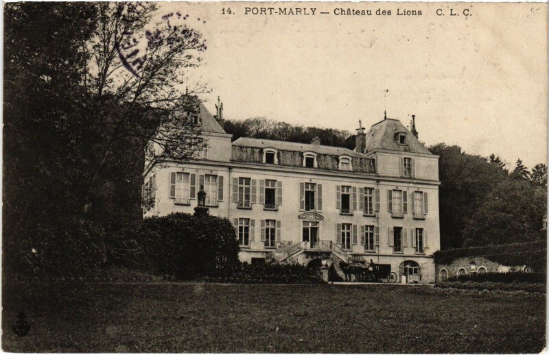 Carte postale ancienne Marly Chateau des Lions