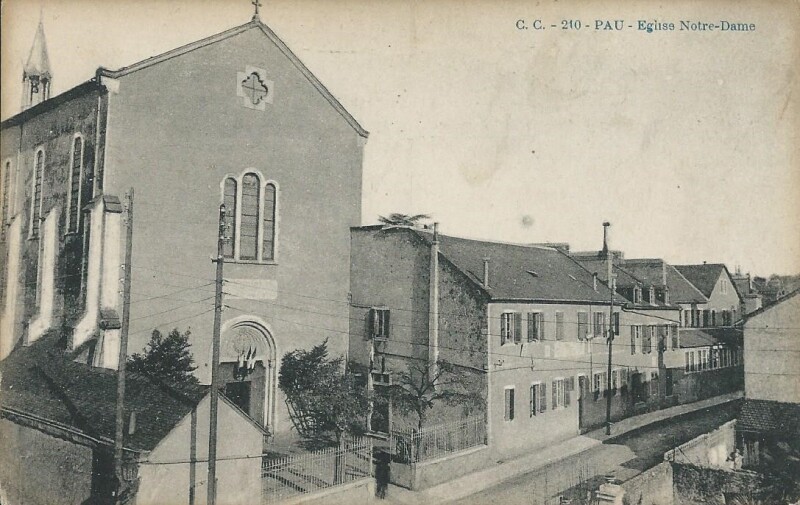 Carte postale ancienne Eglise Notre-Dame à Pau