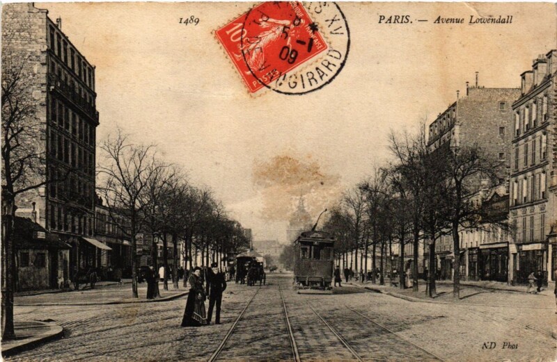 Carte postale ancienne Avenue Lowendall à Paris 15e