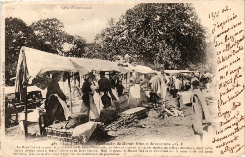 Carte postale ancienne Sur le Mont-Dol - Marchandes de Morues frites et de saucisses à Mont-Dol