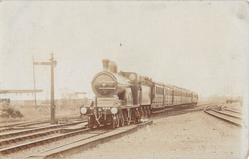Carte postale ancienne Theme Train - Locomotive N°263 - Carte Photo - au verso Pouteau - Railway