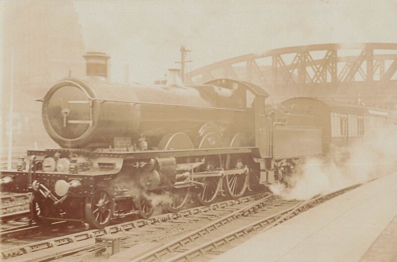 Carte postale ancienne Train - Locomotive - Carte Photo - cliché Pouteau - Railway - Gare