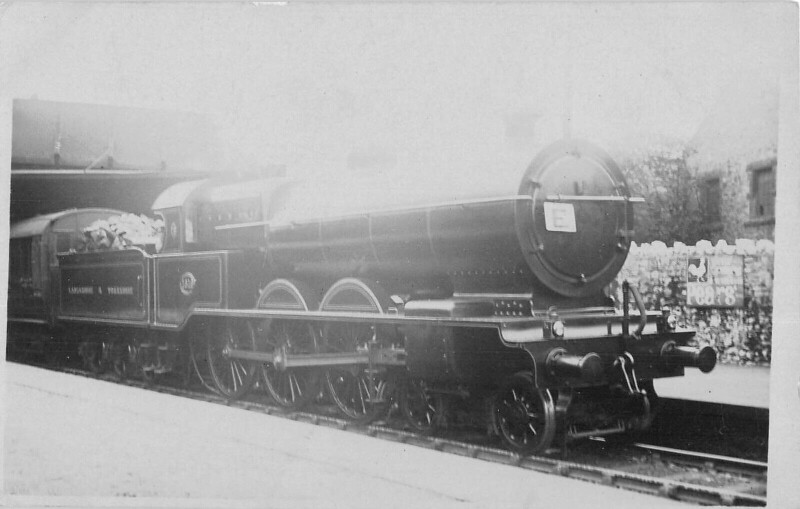 Carte postale ancienne Train - Locomotive - Carte Photo - cliché Pouteau - Railway - Gare