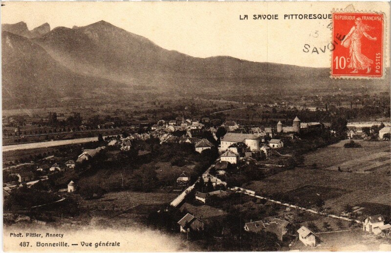 Carte postale ancienne Bonneville vue générale