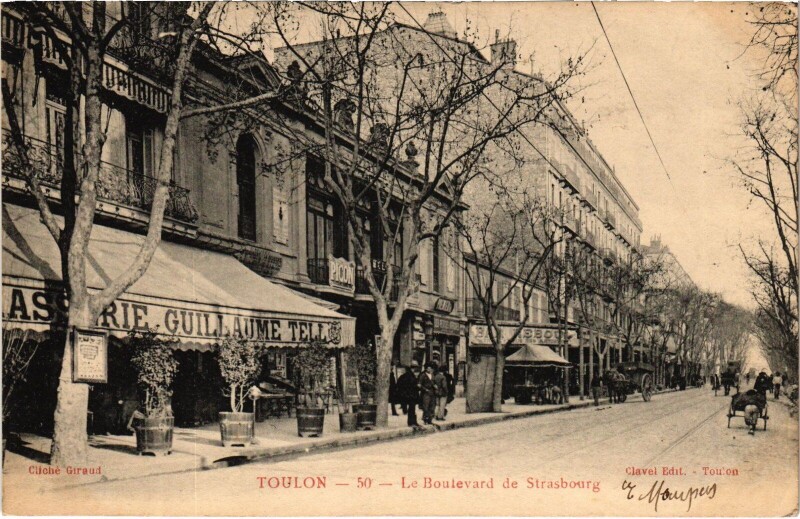 Carte postale ancienne Toulon le Boulevard de Strasbourg à Toulon