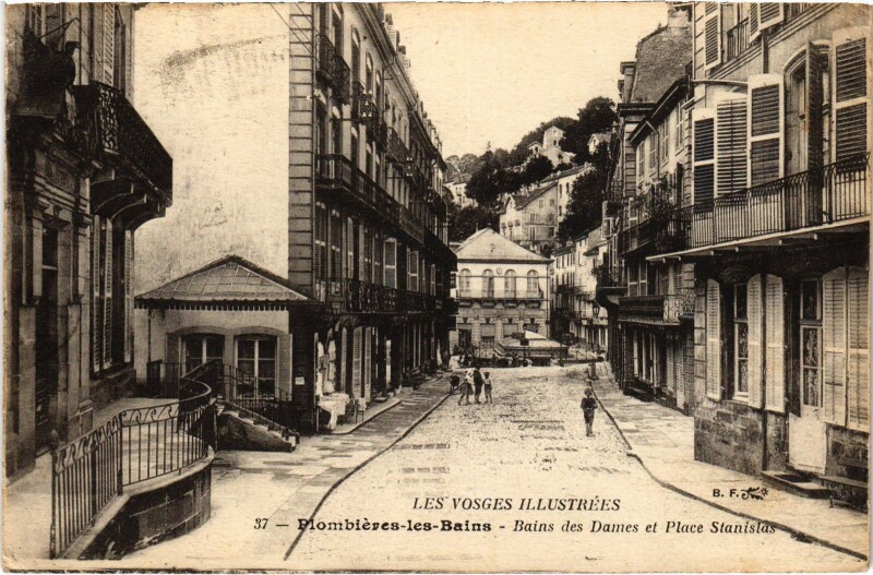Carte postale ancienne Plombieres-les-Bains Bains des Dames Place Stanislas