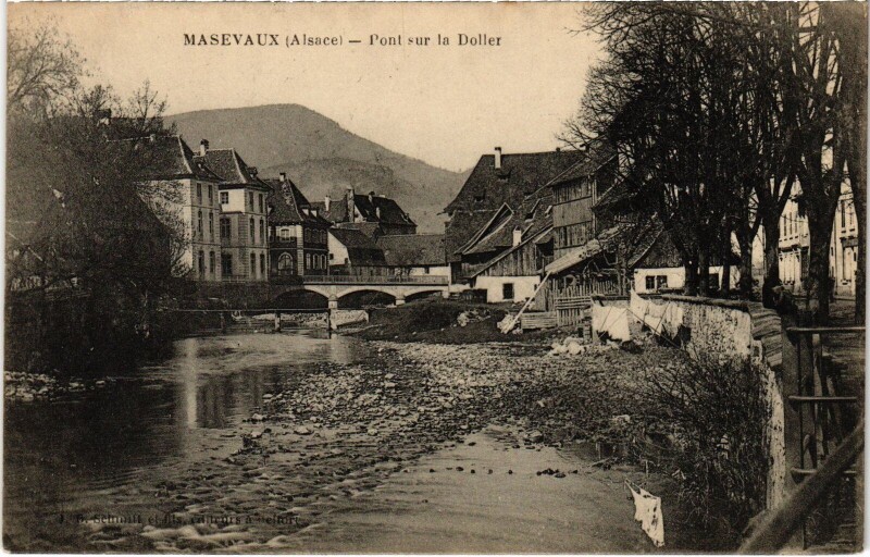 Carte postale ancienne Alsace Masevaux Pont sur la Doller