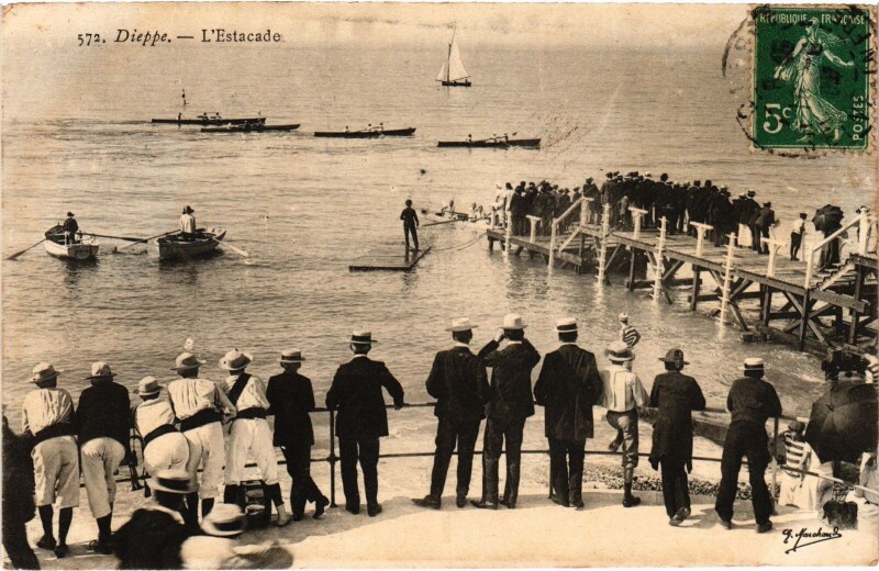 Carte postale ancienne Dieppe Estacade à Dieppe
