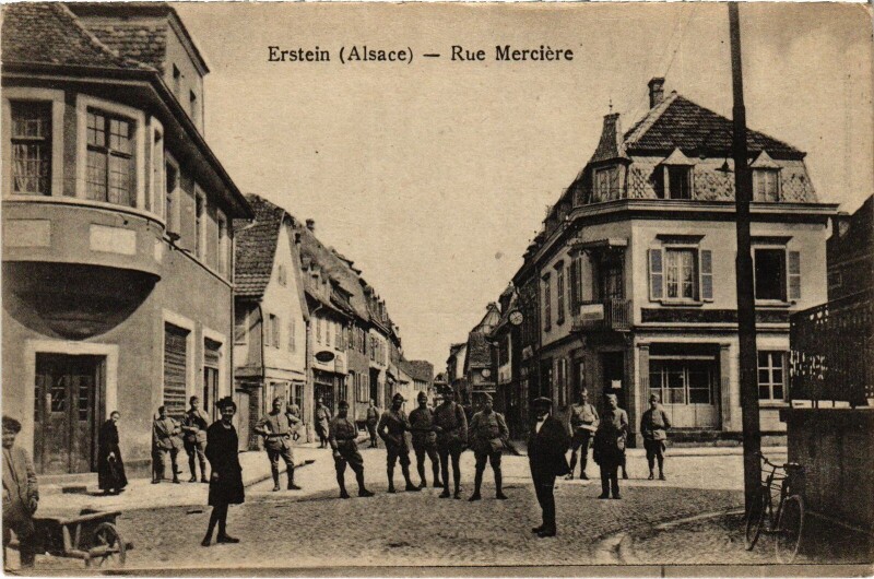 Carte postale ancienne Erstein rue Merciere à Erstein