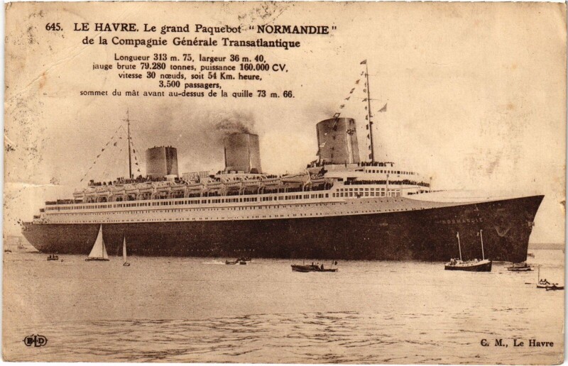 Carte postale ancienne Le Havre Paquebot Normandie Ships au Havre