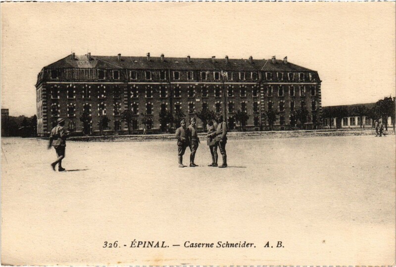 Carte postale ancienne Epinal Caserne Schneider
