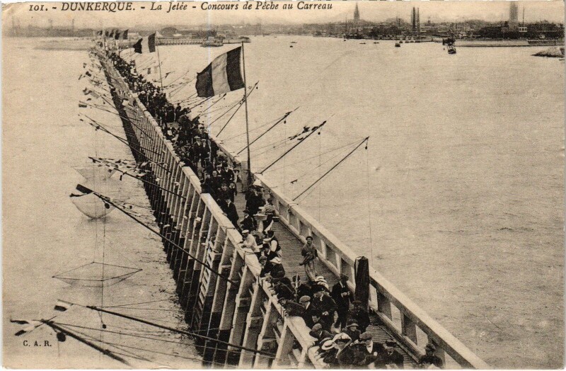Carte postale ancienne Dunkerque La Jetée Concours de peche à Dunkerque