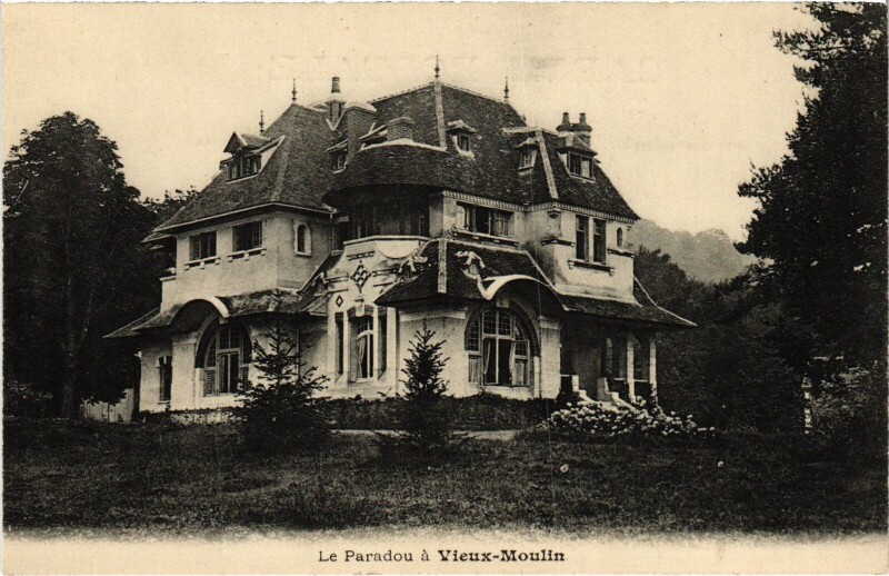 Carte postale ancienne Vieux-Moulin Le Paradou à Vieux-Moulin