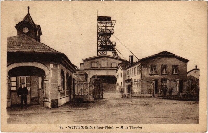 Carte postale ancienne Wittenheim Mine Theodor Mining industry à Wittenheim