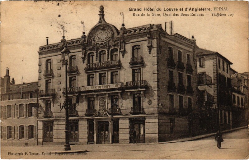 Carte postale ancienne Epinal Grand Hotel du Louvre et d'Angleterre à Grand