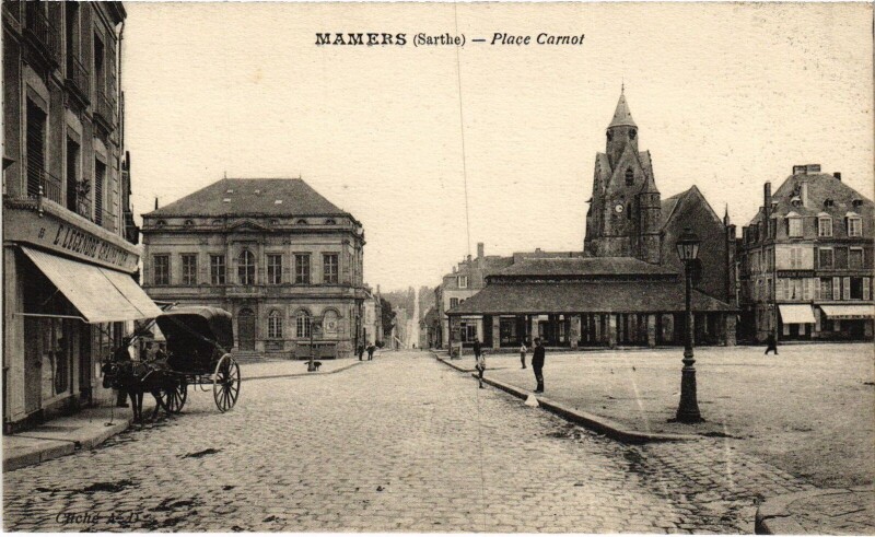 Carte postale ancienne Mamers Place Carnot à Mamers