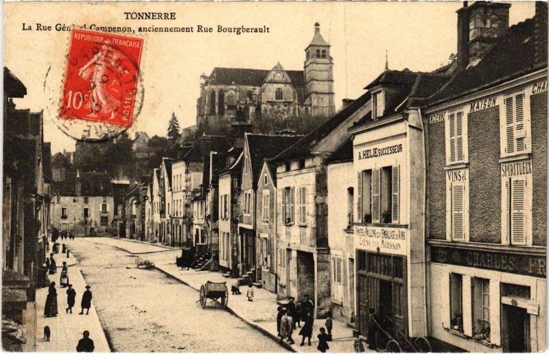 Carte postale ancienne Tonnerre Rue Bourberault à Tonnerre