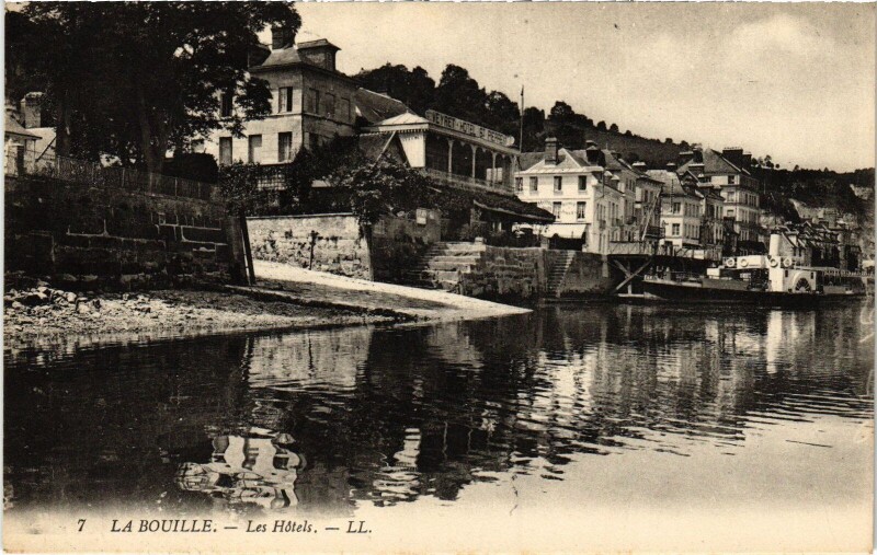 Carte postale ancienne La Bouille Les HOtels à La Bouille
