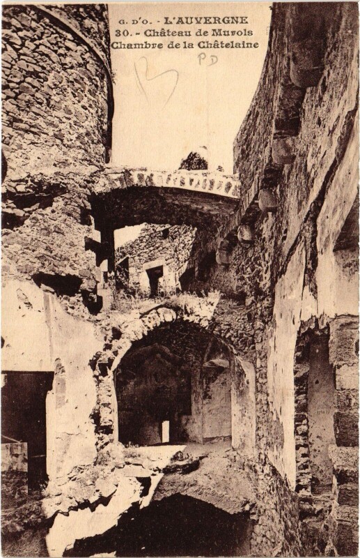 Carte postale ancienne Chateau de Murols Chambre de la Chatelaine à Murols