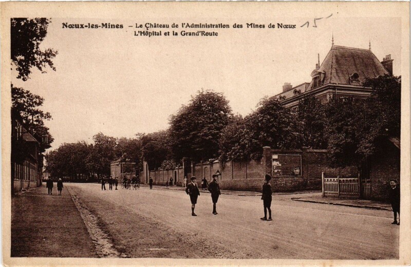 Carte postale ancienne Noeux-les-Mines Le Chateau de l'Administration des Mines à Noeux-les-Mines