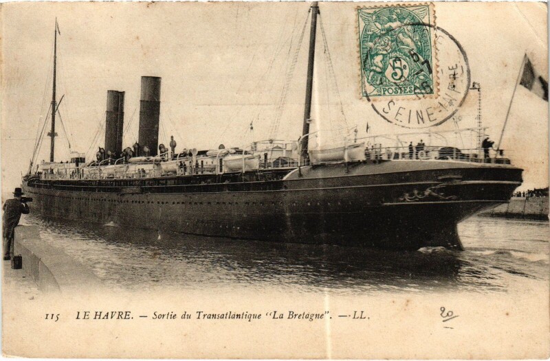 Carte postale ancienne Le Havre Transatlantique La Bretagne Ships au Havre