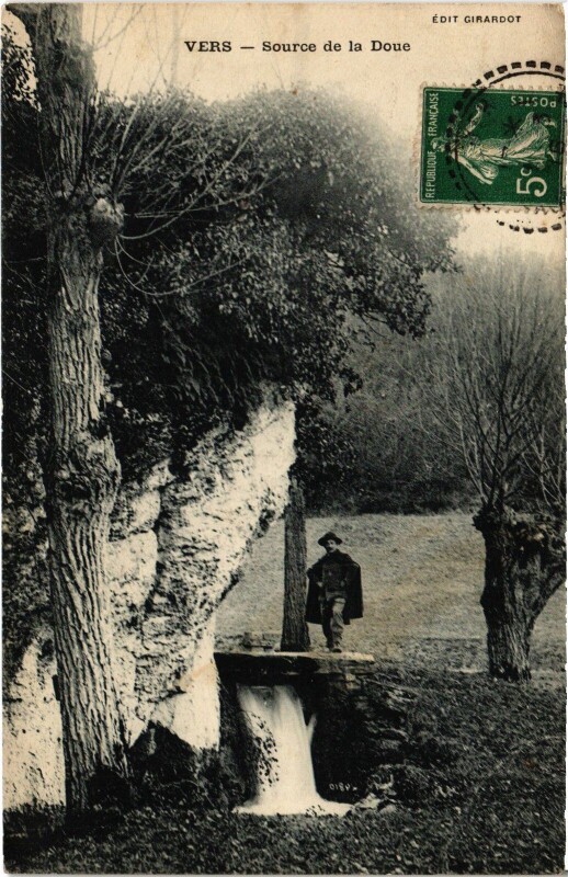 Carte postale ancienne Vers Source de la Doue