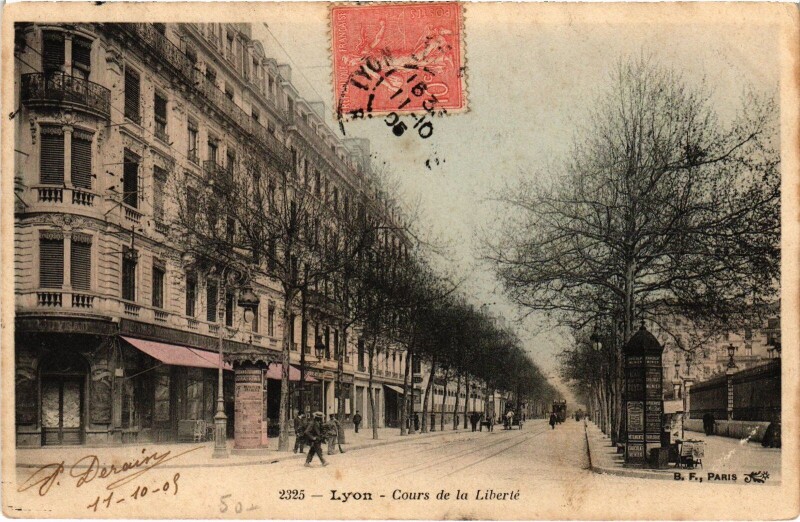 Carte postale ancienne Lyon Cours de la Liberté à Cours