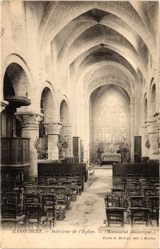 Carte postale ancienne Gassicourt Interieur de l'Eglise