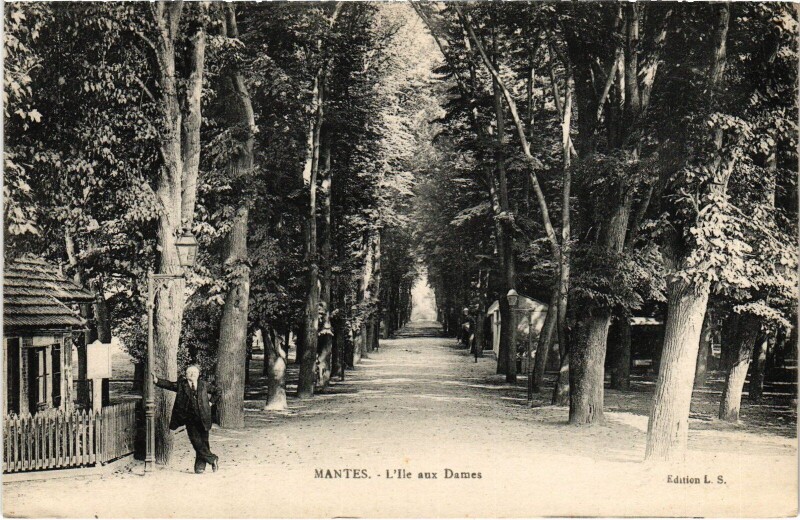 Carte postale ancienne Mantes-la-Jolie Ile aux Dames à Mantes-la-Jolie