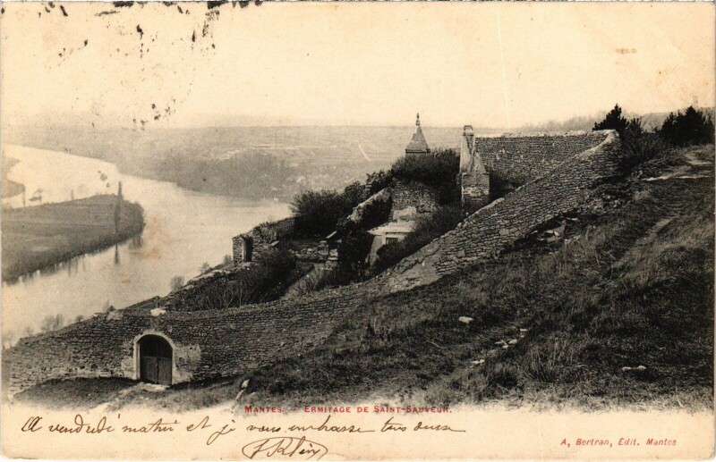 Carte postale ancienne Mantes-la-Jolie Ermitage Saint-Sauveur à Mantes-la-Jolie