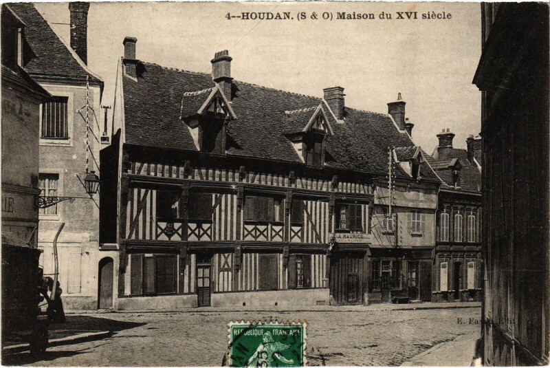 Carte postale ancienne Houdan Maison du Xvi. Siecle à Houdan