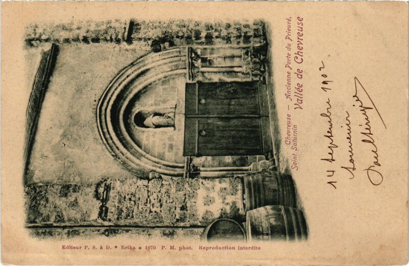 Carte postale ancienne Chevreuse Ancienne Porte du Prieure St. Saturnin à Chevreuse