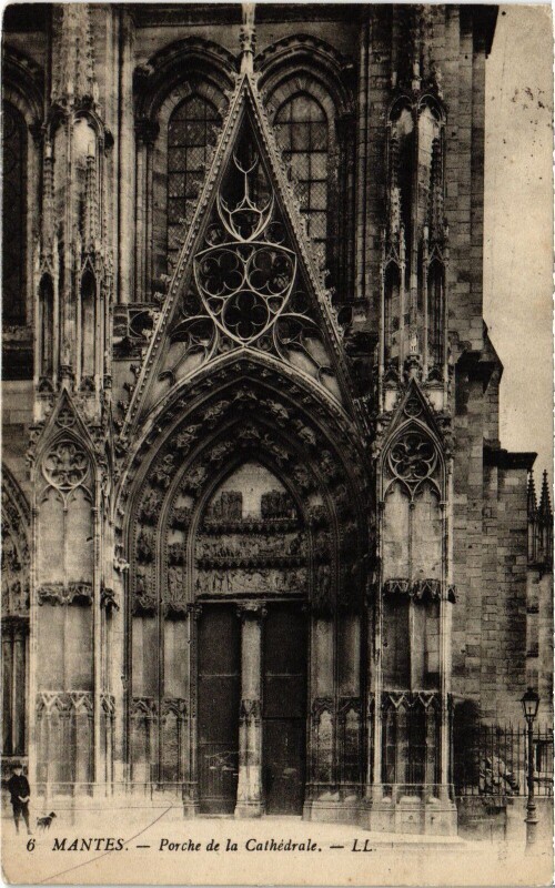 Carte postale ancienne Mantes-la-Jolie Porche de la Cathedrale à Mantes-la-Jolie