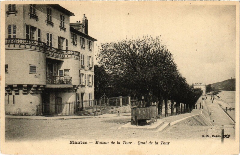 Carte postale ancienne Mantes-la-Jolie Maison de la Tour à Mantes-la-Jolie