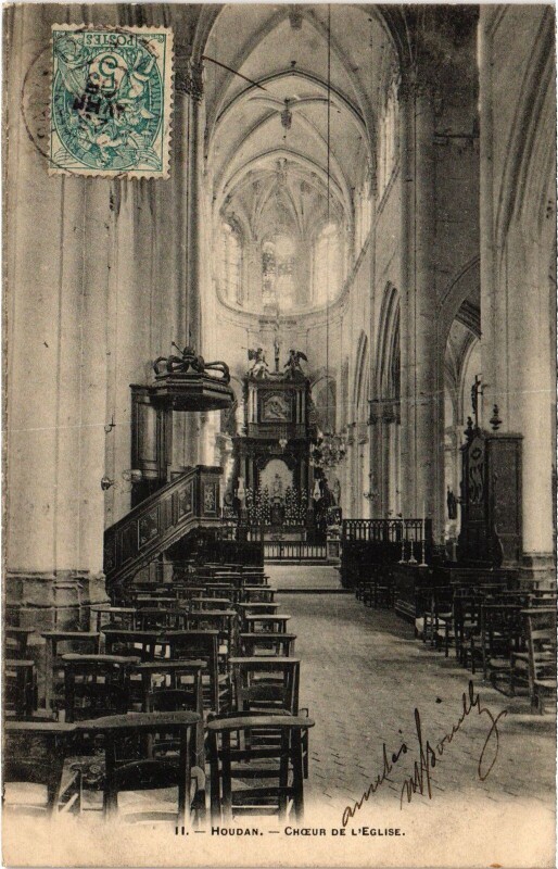Carte postale ancienne Houdan Choeur de l'Eglise à Houdan
